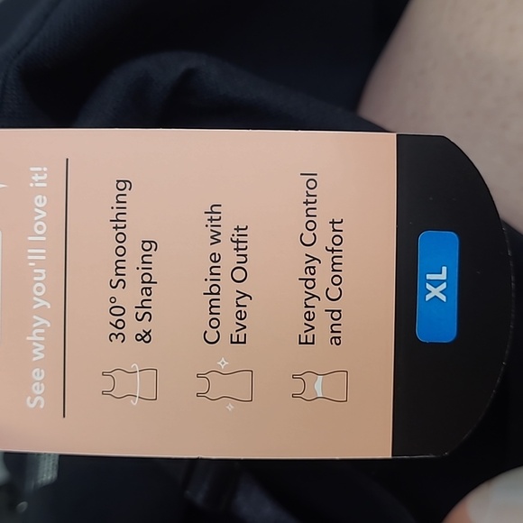 Shapermint Size XL Black Scoop Neck Cami - Picture 9 of 9